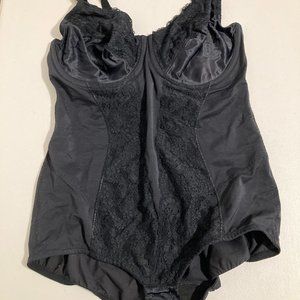 Flexees Shapewear, Firm Control Instant Slimmer Body Shaper 5356 - Size 40D